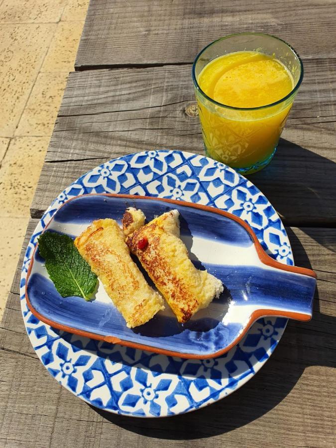 モンカラパッショ Quinta Luz Do Sol Bed & Breakfast エクステリア 写真