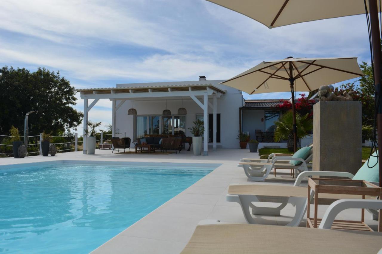 モンカラパッショ Quinta Luz Do Sol Bed & Breakfast エクステリア 写真